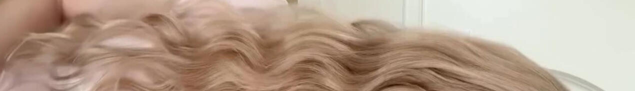 I play Love and Deepspace, Plato, Ensemble Stars, DC: Dark Legion, the Batman Arkham series, Animal Crossing, Stardew Valley, Genshin Impact, Mystic Messenger and honestly a bunch more!!